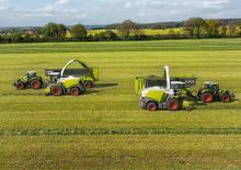 Combine de recoltat furaje 4-WD Claas Jaguar 930