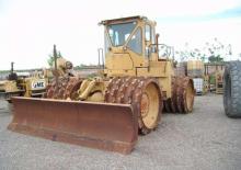 Compactoare de deșeuri Caterpillar 825B