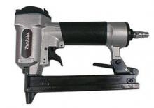 Cuie și capsatoare Makita AT1022AZ