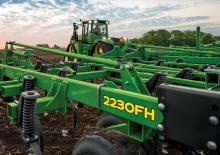 Cultivatoare John Deere 2230FH