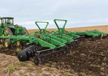 Cultivatoare John Deere 2635