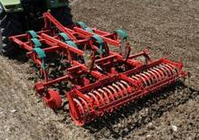 Cultivatoare Kverneland CLC Pro 300