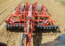 Cultivatoare Kuhn Performer 4000 NSH