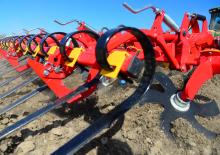 Cultivatoare Väderstad Swift 440
