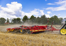 Cultivatoare Väderstad TopDown 900