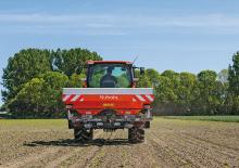 Distribuitoare de îngrășăminte Kubota DSX 1500 hydr 