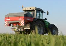 Distribuitoare de îngrășăminte Unia MXL 2100 Premium