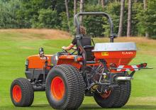 Distribuitoare de îngrășăminte Kubota VS220