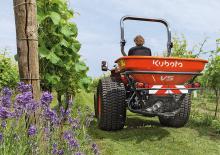 Distribuitoare de îngrășăminte Kubota VS400