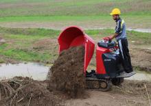 Dumpere pe Şenile Hinowa HS1103