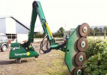 Echipamente de cosit în pantă Spearhead Twiga 6000 LR