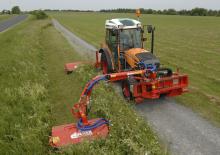 Echipamente de cosit în pantă Dücker UNA 200 TMK 10