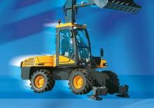Excavatoare pe roți Mecalac 12 MXT