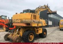 Excavatoare pe roți Case Poclain 788 P
