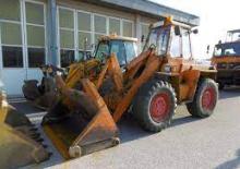 Excavatoare pe roți Kramer 812
