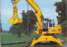 Excavatoare pe roți Liebherr A 922