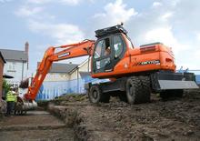 Excavatoare pe roți Doosan DX170W