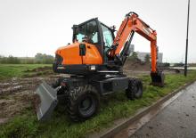 Excavatoare pe roți Doosan DX57W-5