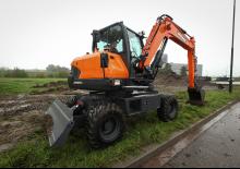 Excavatoare pe roți Doosan DX57W