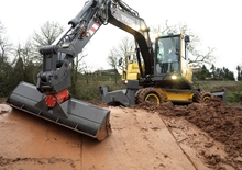 Excavatoare pe roți Volvo EW140C