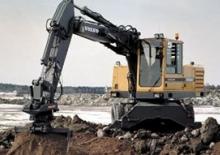 Excavatoare pe roți Volvo EW200