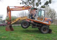 Excavatoare pe roți Fiat-Hitachi FH 130 W.3