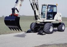 Excavatoare pe roți Terex-Schaeff HML 42