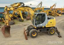 Excavatoare pe roți New Holland MH Plus