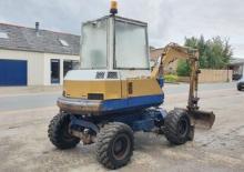 Excavatoare pe roți Komatsu PW30-1