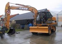Excavatoare pe roți Case WX 125