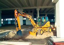 Excavatoare pe roți Case WX 95 S-2