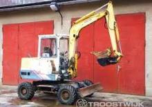 Excavatoare pe roți Yanmar YB 401 W