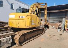 Excavatoare pe șenile John Deere Construction 135C