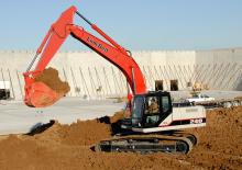 Excavatoare pe șenile Link-Belt 240 LX Road Builder