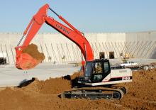Excavatoare pe șenile Link-Belt 240 X2