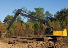Excavatoare pe șenile John Deere Construction 240D