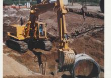 Excavatoare pe șenile Caterpillar 245