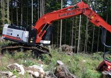 Excavatoare pe șenile Link-Belt 3240 PH 