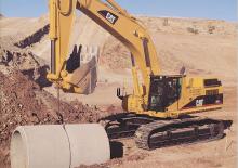 Excavatoare pe șenile Caterpillar 365B