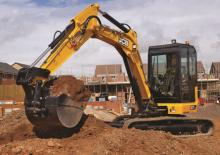 Excavatoare pe șenile JCB 67C-1
