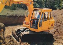 Excavatoare pe șenile John Deere Construction 70D