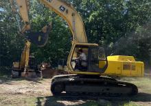 Excavatoare pe șenile John Deere Construction 892E