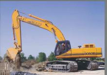 Excavatoare pe șenile Case 9020B