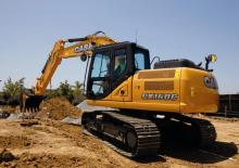 Excavatoare pe șenile Case CX 160 C LC