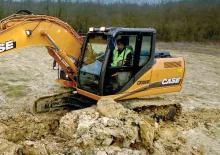 Excavatoare pe șenile Case CX 180 B LC