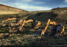 Excavatoare pe șenile Case CX130D