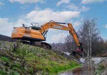 Excavatoare pe șenile Case CX250E