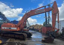 Excavatoare pe șenile Daewoo DH220LC