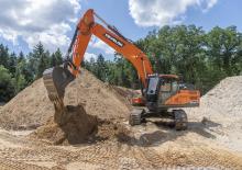 Excavatoare pe șenile Develon DX235LC-7 