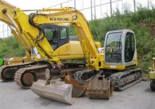 Excavatoare pe șenile New Holland E80